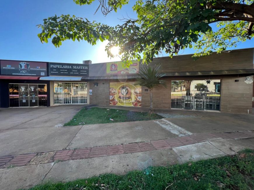 CONJUNTO DE SALA COMERCIAL LOCADAS