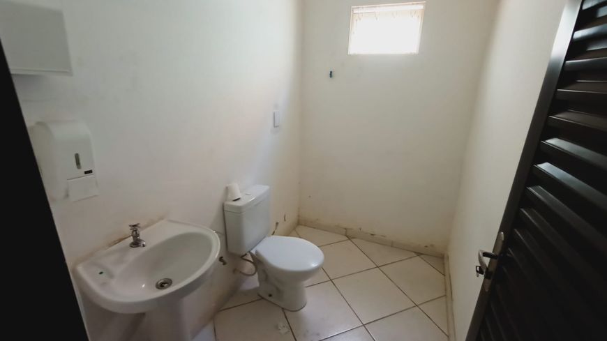 Galpão/Depósito/Armazém para venda com 197 metros quadrados com 3 quartos