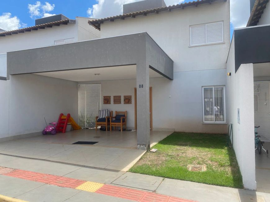 Sobrado para aluguel e venda com 128 metros quadrados com 2 quartos