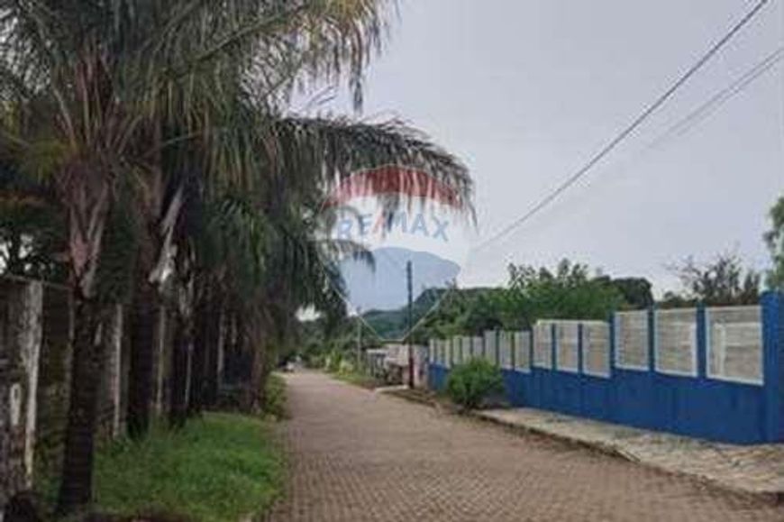 **Título:** Terreno de 1000m² em Ceilândia, DF - Oportunidade Única!