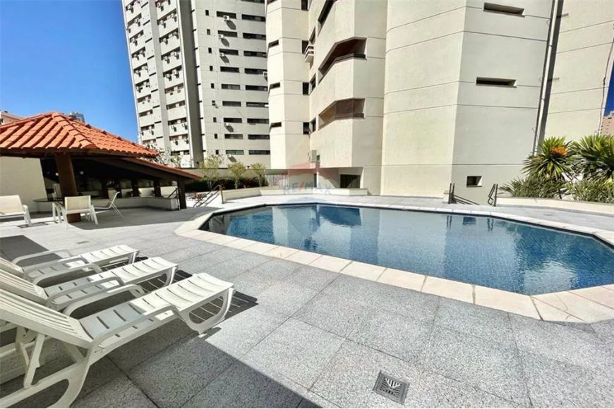 Edifício Imperador a venda com 441m² sendo somente 1 Apartamento por andar com 3 suítes