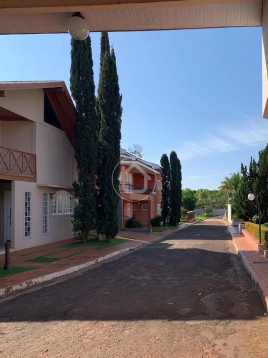 SOBRADO CONDOMINIO 04 SUITES NO VERANEIO