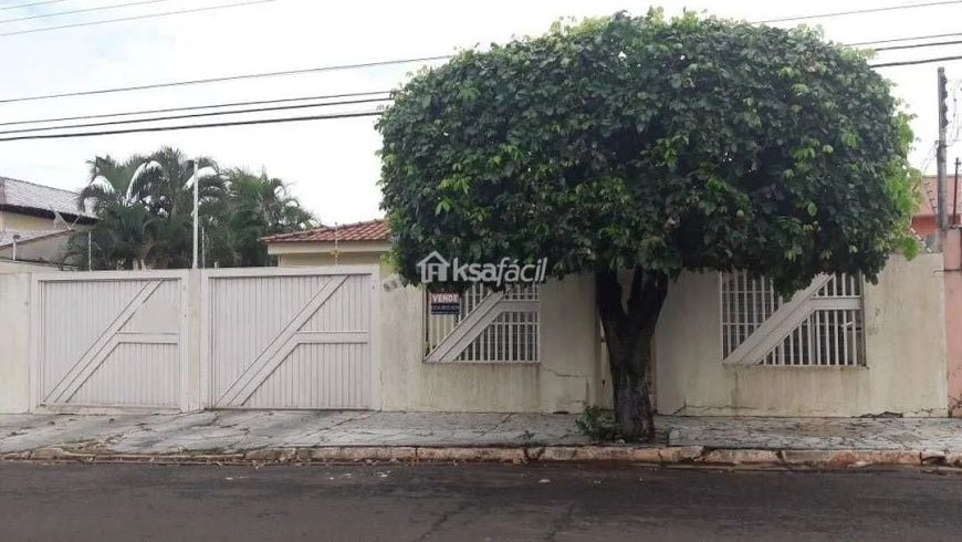 Casa com 3 quartos à Venda, Jardim São Bento - Campo Grande