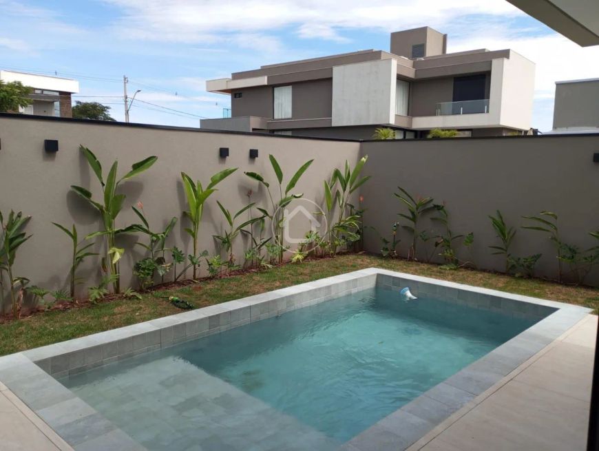 SOBRADO COM 5 QUARTOS SENDO 4 SUITES