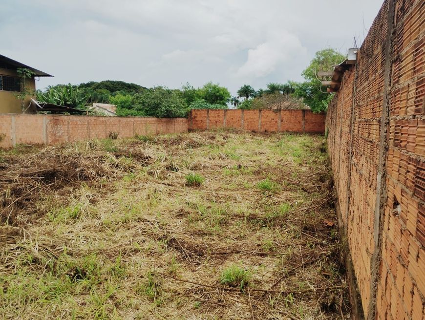 TERRENO COM 1000M² NA AVENIDA DO BAIRRO