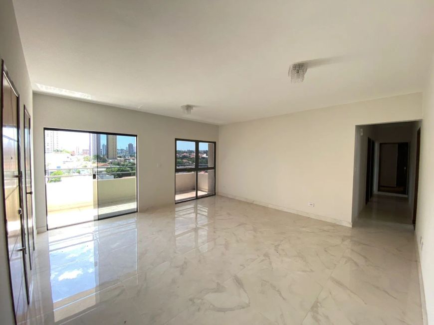 Apartamento reformado no Centro de Campo Grande - MS