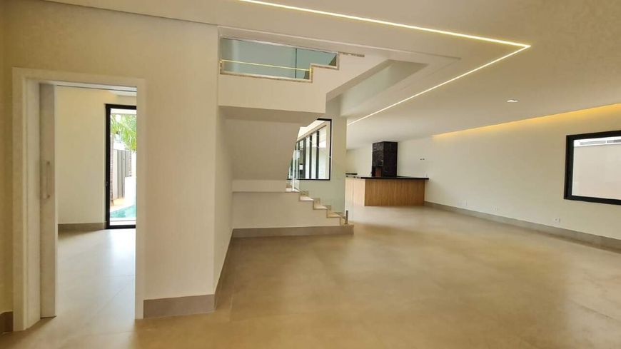 Sobrado - Condomínio à venda, 4 quartos, 3 vagas, Residencial Damha - Campo Grande/MS