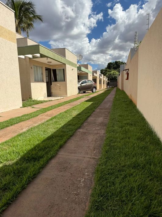 ◾Condomínio de 7 casas -localizada no Bairro Vila Nasser