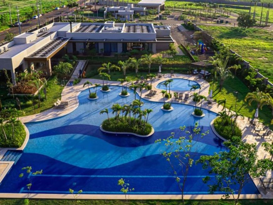 Terreno de esquina no RIVIERA - Plaenge 660m²