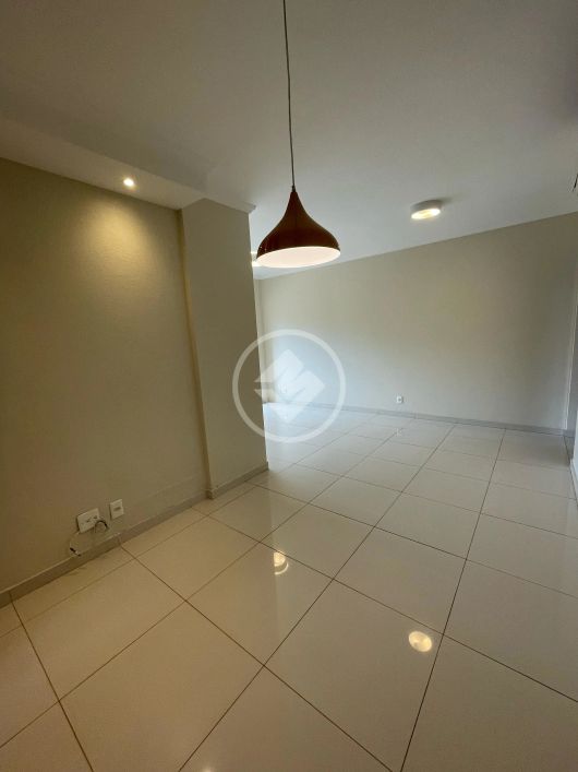 Apartamento reformado com 3 quartos e suíte - Monte Castelo codigo: 105147