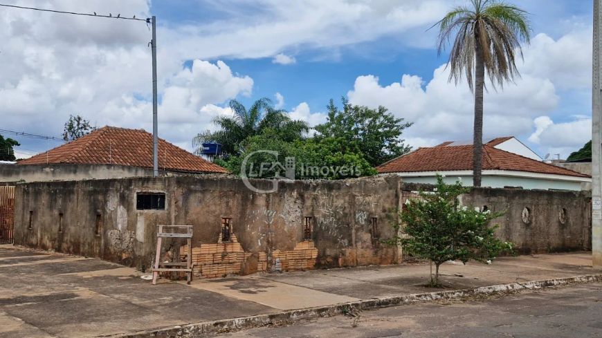Oportunidade imperdível: Casa à venda na Vila Anahy, Campo Grande-MS, com 2 quartos e vaga na garage