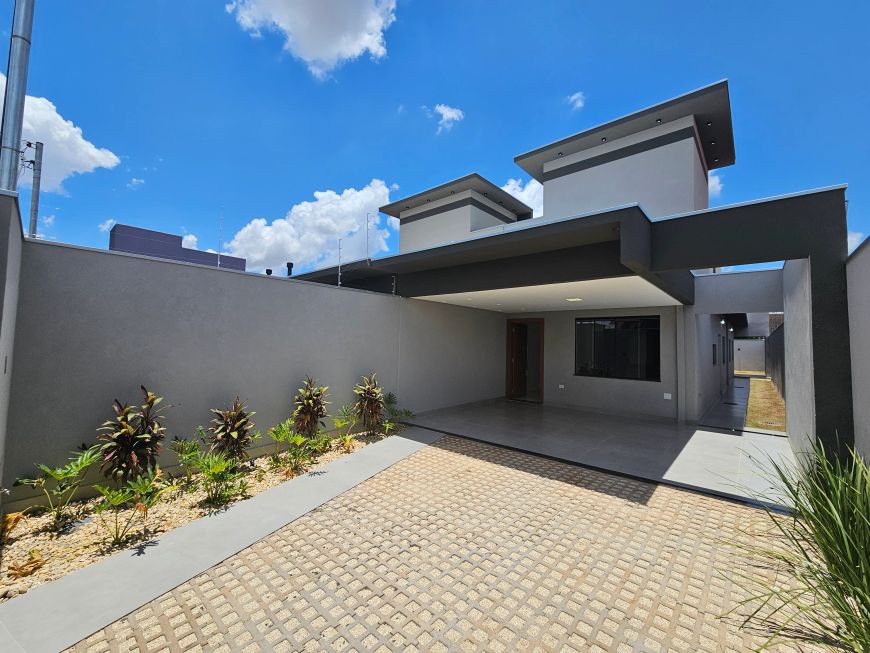 *Lindo imóvel novo a venda com 03 quartos sendo 01 suíte no bairro Mata do Jacinto.*