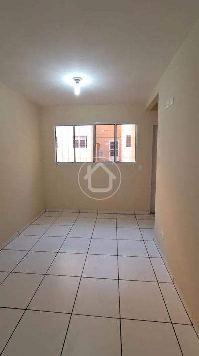 APARTAMENTO COM 02 DORMITÓRIOS