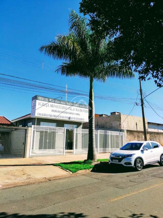 EXCELENTE PONTO COMERCIAL NO JOCKEY CLUB.