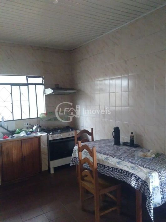 Casa de 4 quartos à Venda no Parque Residencial Rita Vieira, Campo Grande-MS - 140m² - 2 vagas de ga