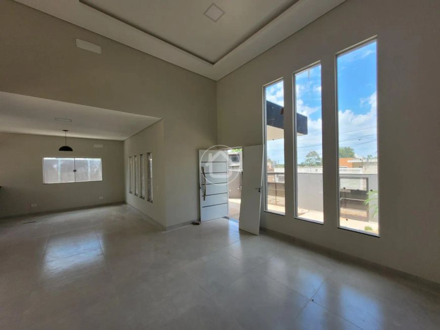 CASA COM 3 SUÍTES NO VILAS BOAS