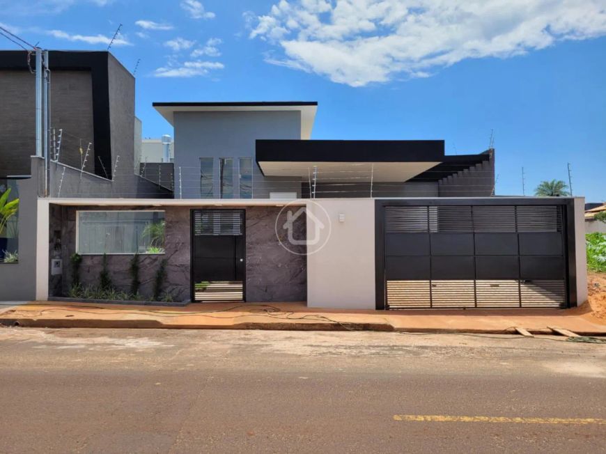 CASA COM 3 SUÍTES NO VILAS BOAS