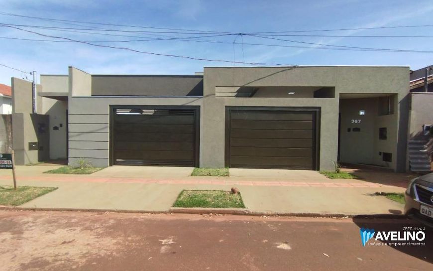 CASA COM 1 SUITE E 2 QUARTOS