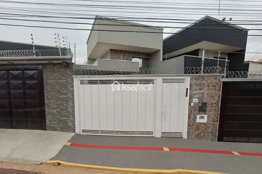 Casa Com 3 Dormitórios à Venda, 100 M² Por R$ 600.000,00 - Jardim Jóquei Club - Campo Grande/ms