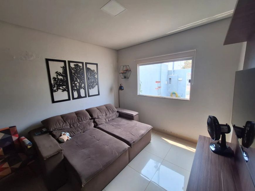 Térrea para venda tem 160 metros quadrados com 4 quartos em Panorama - Campo Grande - MS