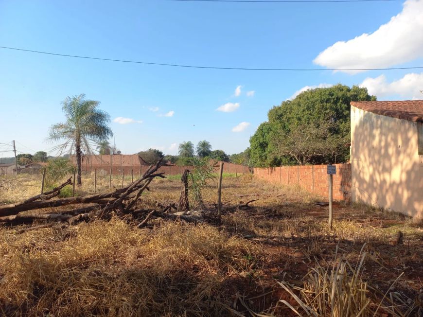 Terreno para venda tem 396 metros quadrados em Jardim Colúmbia - Campo Grande - MS