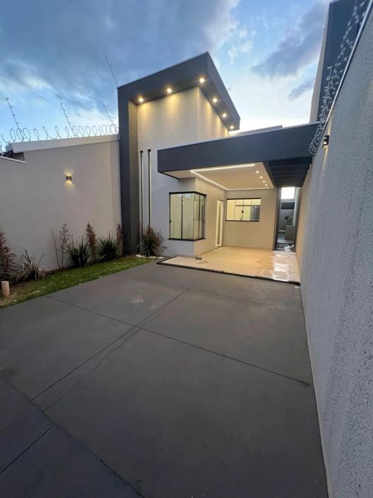 🏡 Casa Nova com Acabamento Impecável na Vila Piratininga!