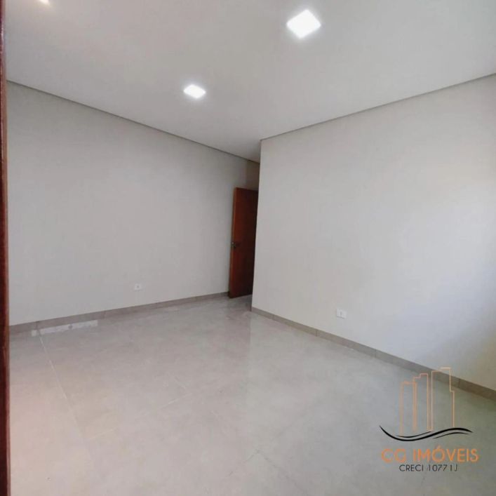 Casa com 3 quartos sendo 1 suíte, área gourmet no Moreninha em Campo Grande - MS
