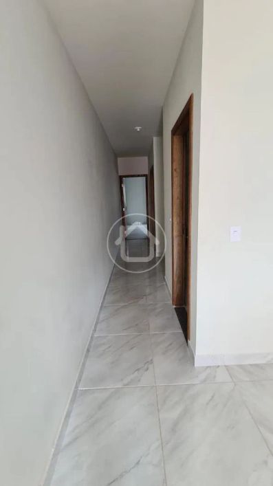 CASA COM 2 DORMITÓRIOS NO JARDIM CARIOCA