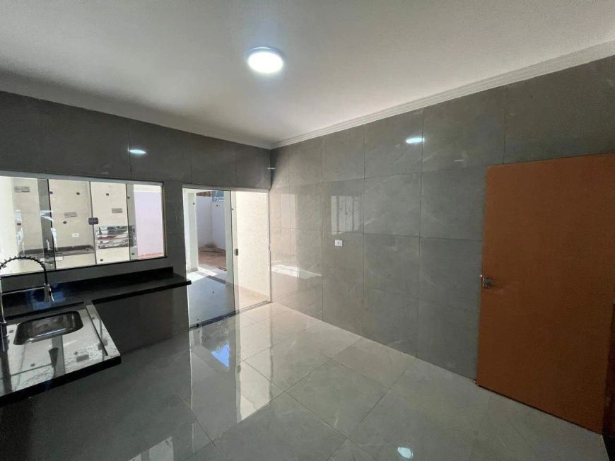 Casa Térrea à venda, 3 quartos, Parque Residencial Rita Vieira - Campo Grande/MS