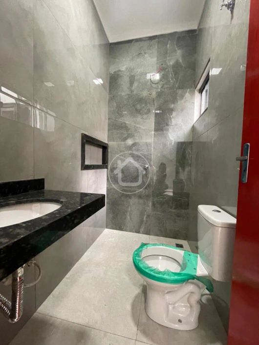 CASA NOVA 3 QUARTOS SENDO 1 SUITE