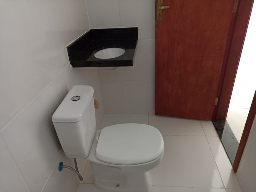 Casa com espaço no fundo no Nova Lima