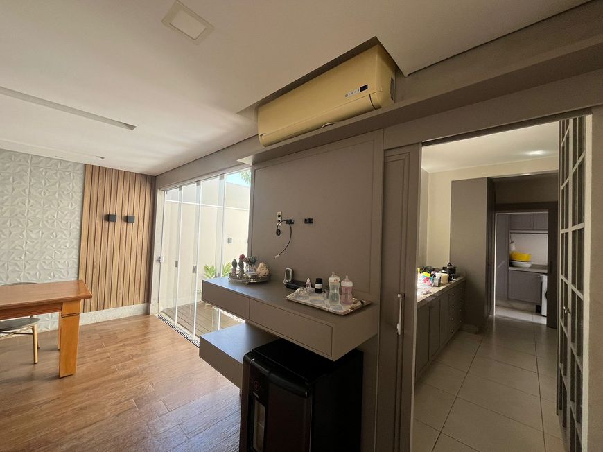 Linda casa - Condomínio Veraneio Boulevard