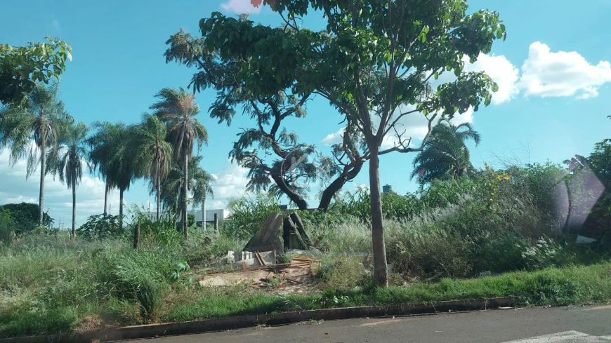 TERRENO NO NOVA LIMA - OTIMA LOCALIZAÇÃO