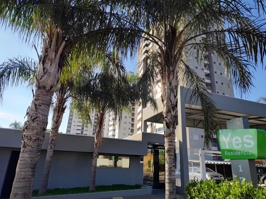 Completo em armários, 01 suite + 02 demi-suites