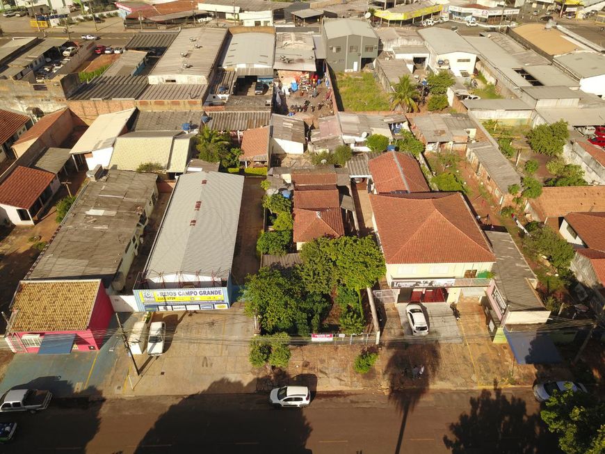 Terreno 600m² entre a avenida Coronel Antonino e Ceará