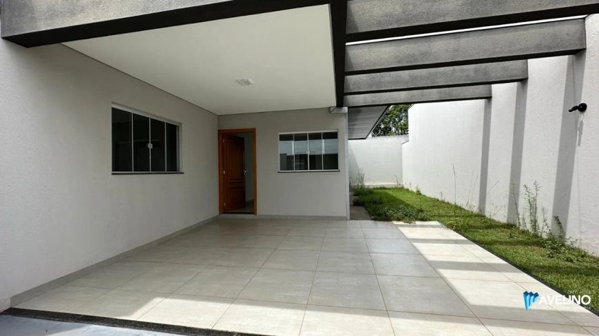 Excelente Casa à Venda - Novos Estados