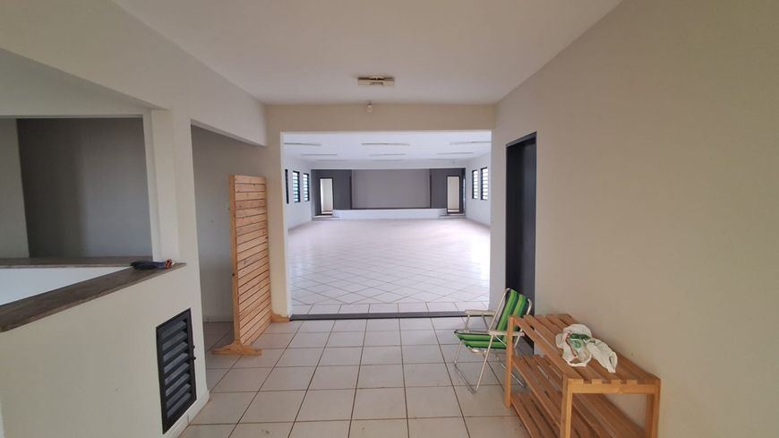 Imóvel para venda possui 226 metros quadrados em Vila Nossa Senhora das Graças - Campo Grande - MS