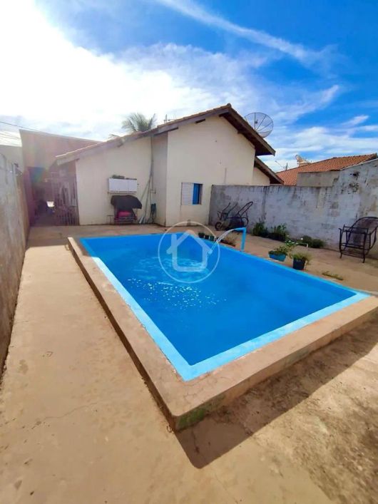 CASA COM PISCINA, RESIDENCIAL TERRA MORENA