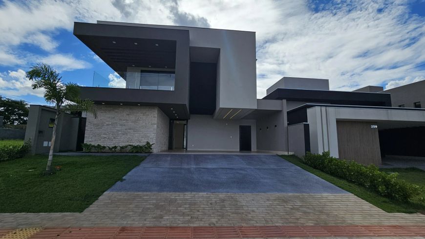 Lindo Sobrado Alphaville IV