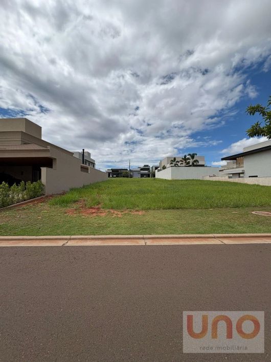 Lote à venda no Alphaville 3 380m² - Campo Grande/MS