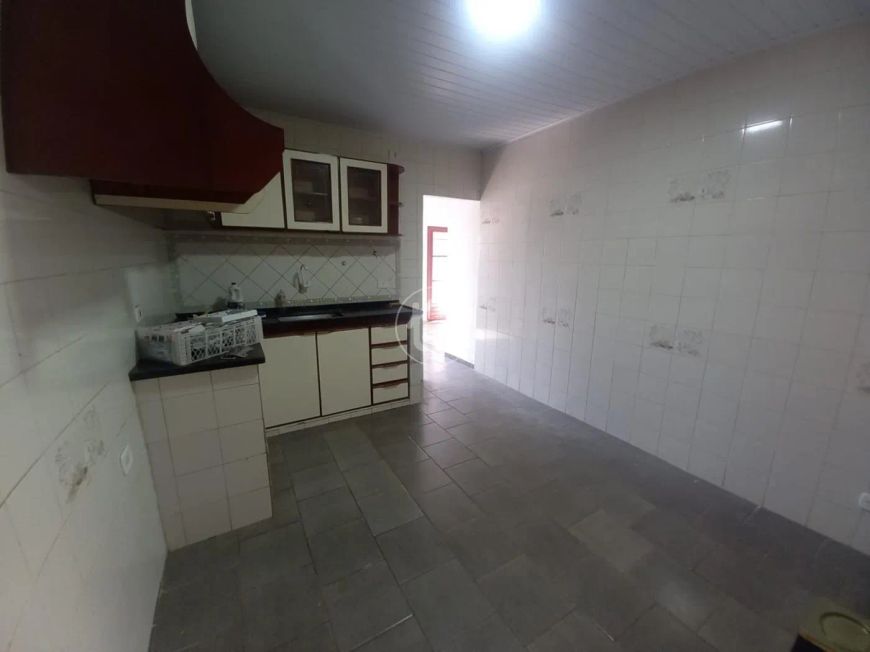 CASA 2 QUARTOS SENDO 1 SUÍTE NO BAIRRO UNIÃO