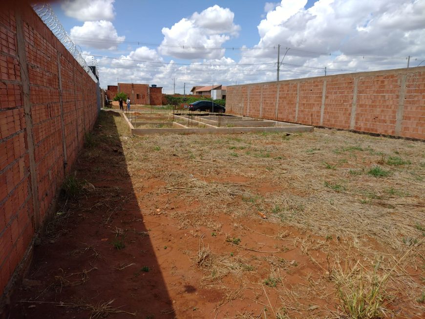 Lote/Terreno para venda tem 360 metros quadrados em Loteamento Bela Laguna - Campo Grande - MS