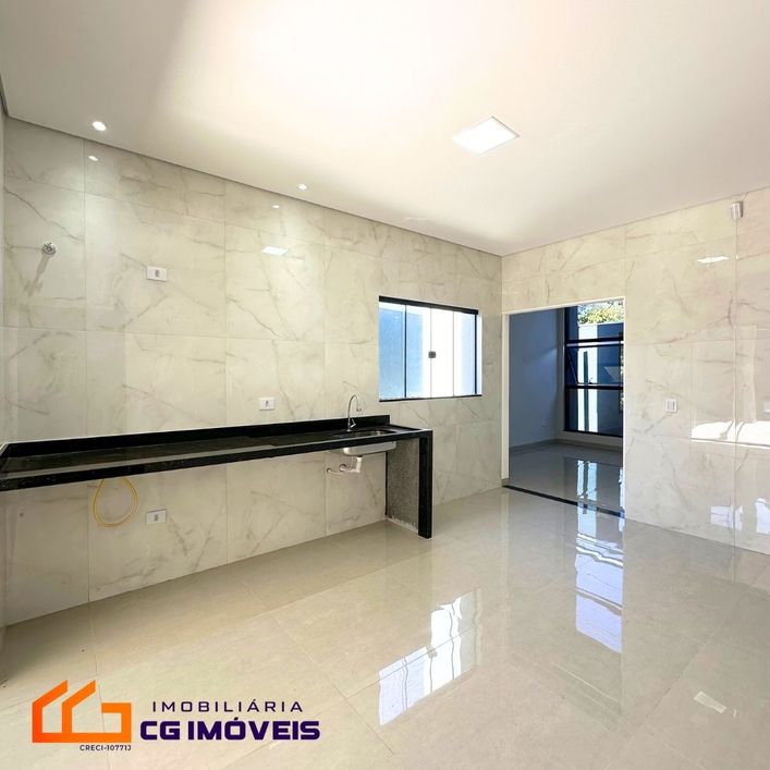 Casa para venda tem 136m² com 3 quartos sendo 1 suíte closet no Água Limpa Park - Campo Grande - MS
