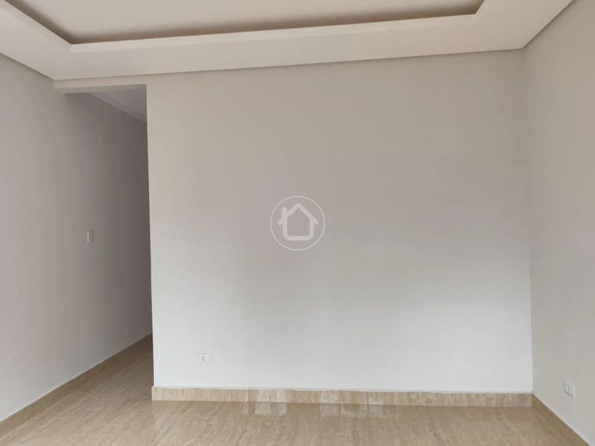 CASA NA AZALEIA COM OTIMA LOCALIZAÇÃO