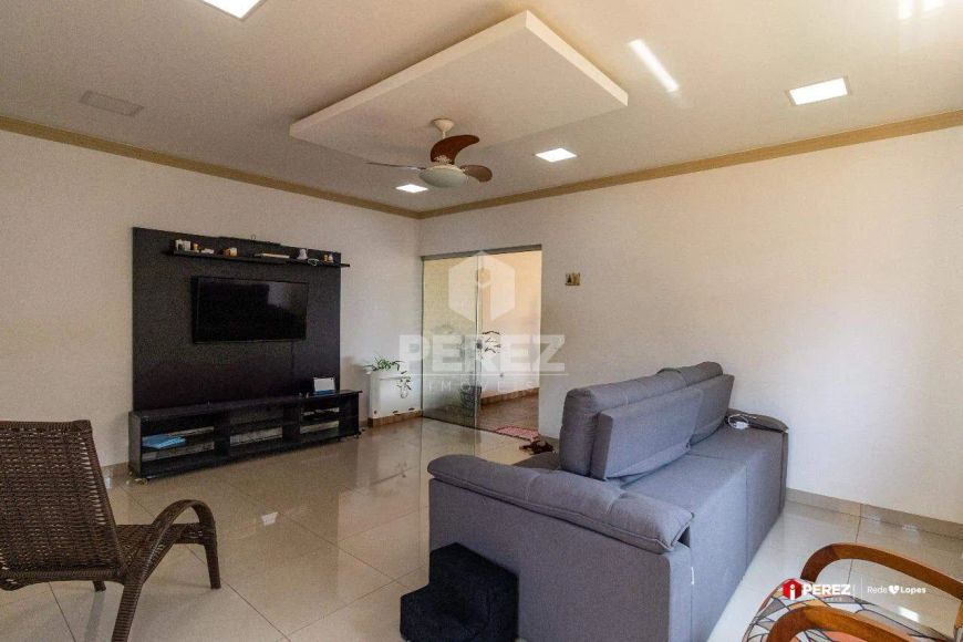 Casa térrea no bairro Vila Albuquerque
