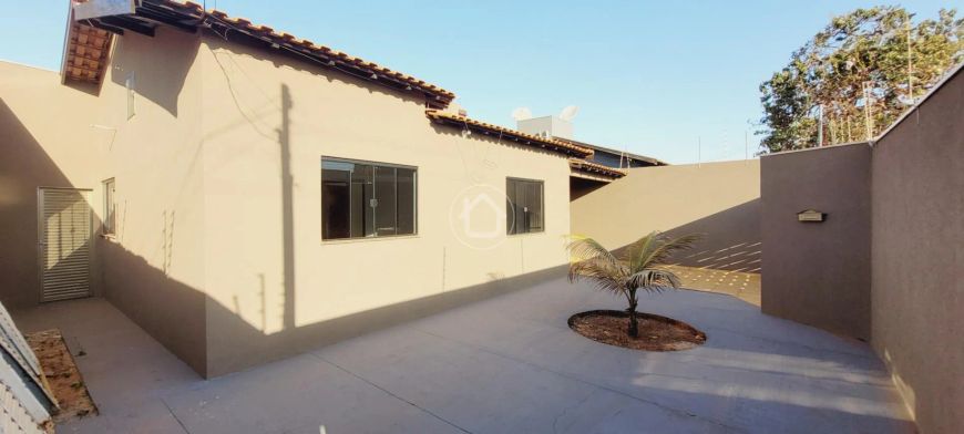 CASA COM VARANDA GOURMET - AERO RANCHO