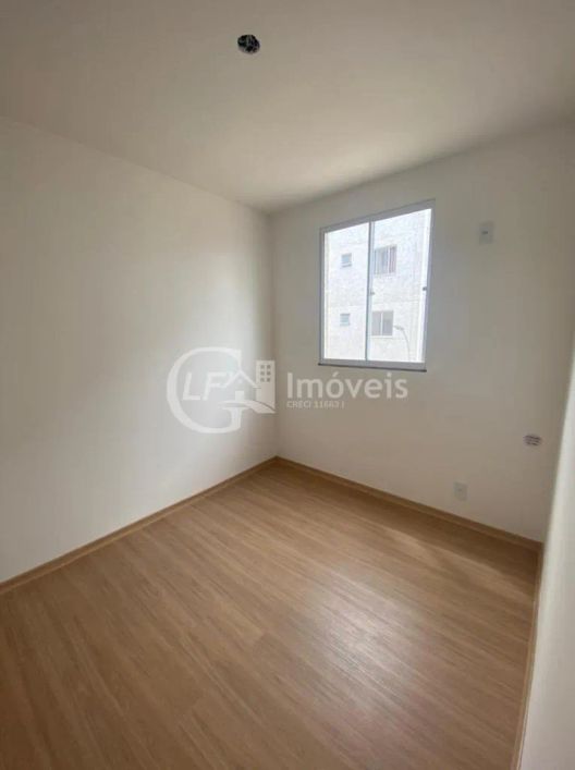 Apartamento à venda em Campo Grande-MS, bairro Tiradentes: 2 quartos, 1 sala, 1 banheiro, 1 vaga de