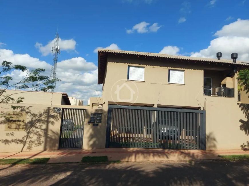 CONDOMINIO BERGAMO II COM SACADA E CHURRASQUEIRA