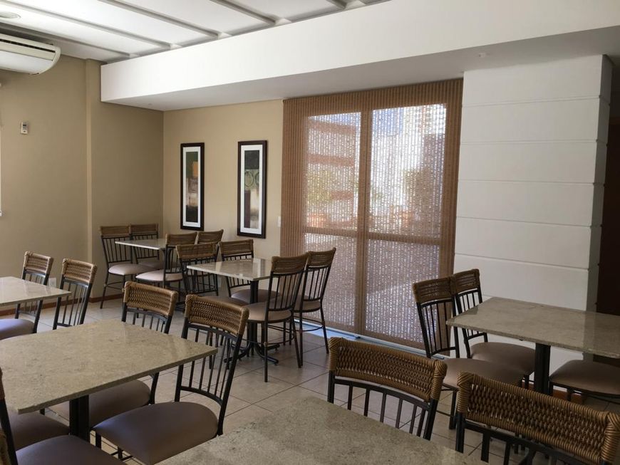 Apartamento para venda tem 95 metros quadrados com 2 quartos