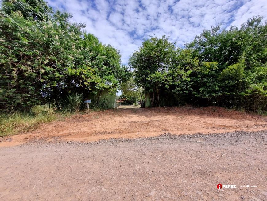 Chácara no Bairro Chácara da Mansões.